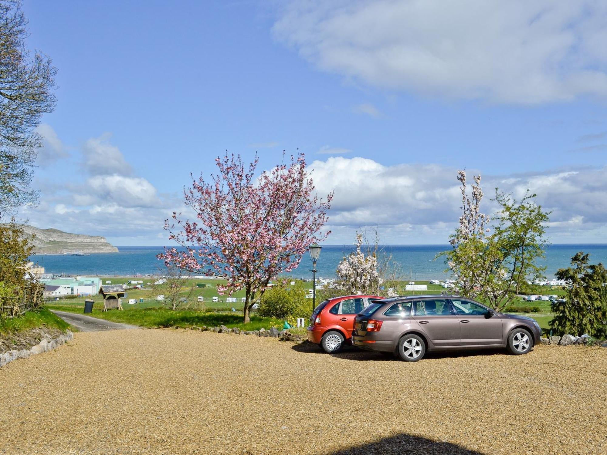 Granary Cottage Penrhyn Bay Eksteriør bilde