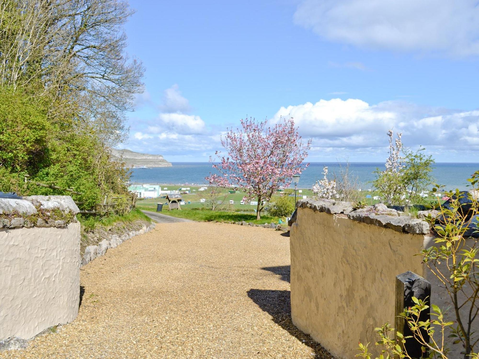 Granary Cottage Penrhyn Bay Eksteriør bilde